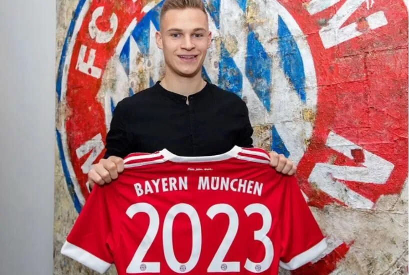 Giữ chân trụ cột và phát triển thêm cầu thủ trẻ